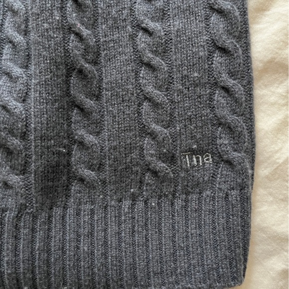 Aritzia TNA Cashwool “Percy” sweater - Picture 4 of 5